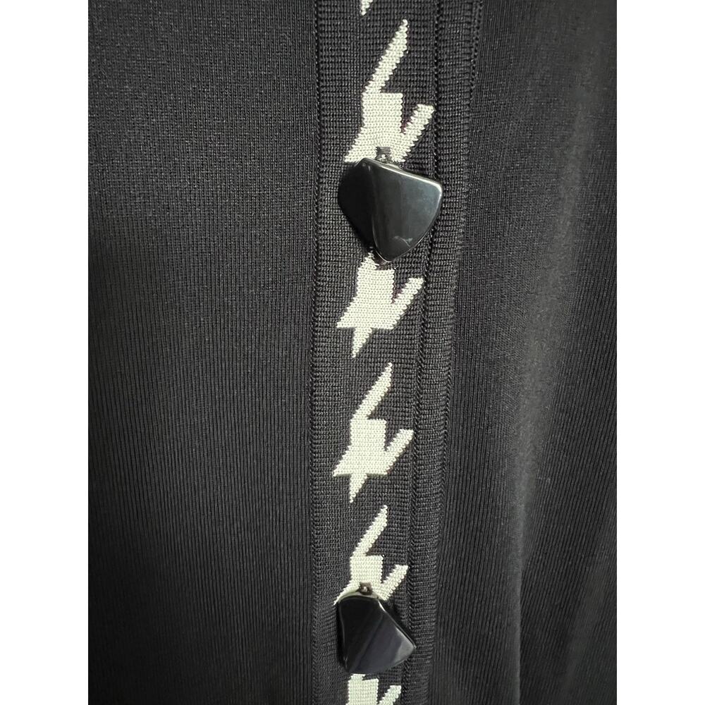 NWT Misook Sweater Jacket Sz 1X Black Houndstooth Buttons Cardigan Knit - Picture 3 of 7